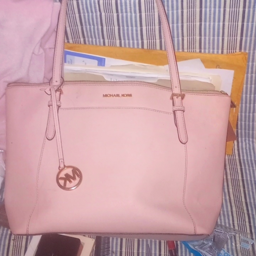 Michael kors purse